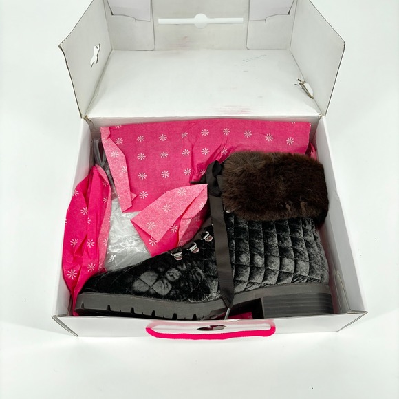 Isaac Mizrahi Quilted Velvet Ankle Boots Sz 12 Faux Fur Cuff Lace Up Winter - Picture 1 of 8